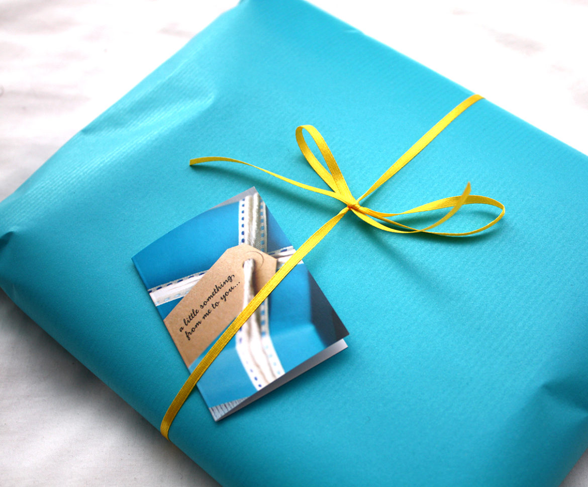 Urbanknit Giftwrap