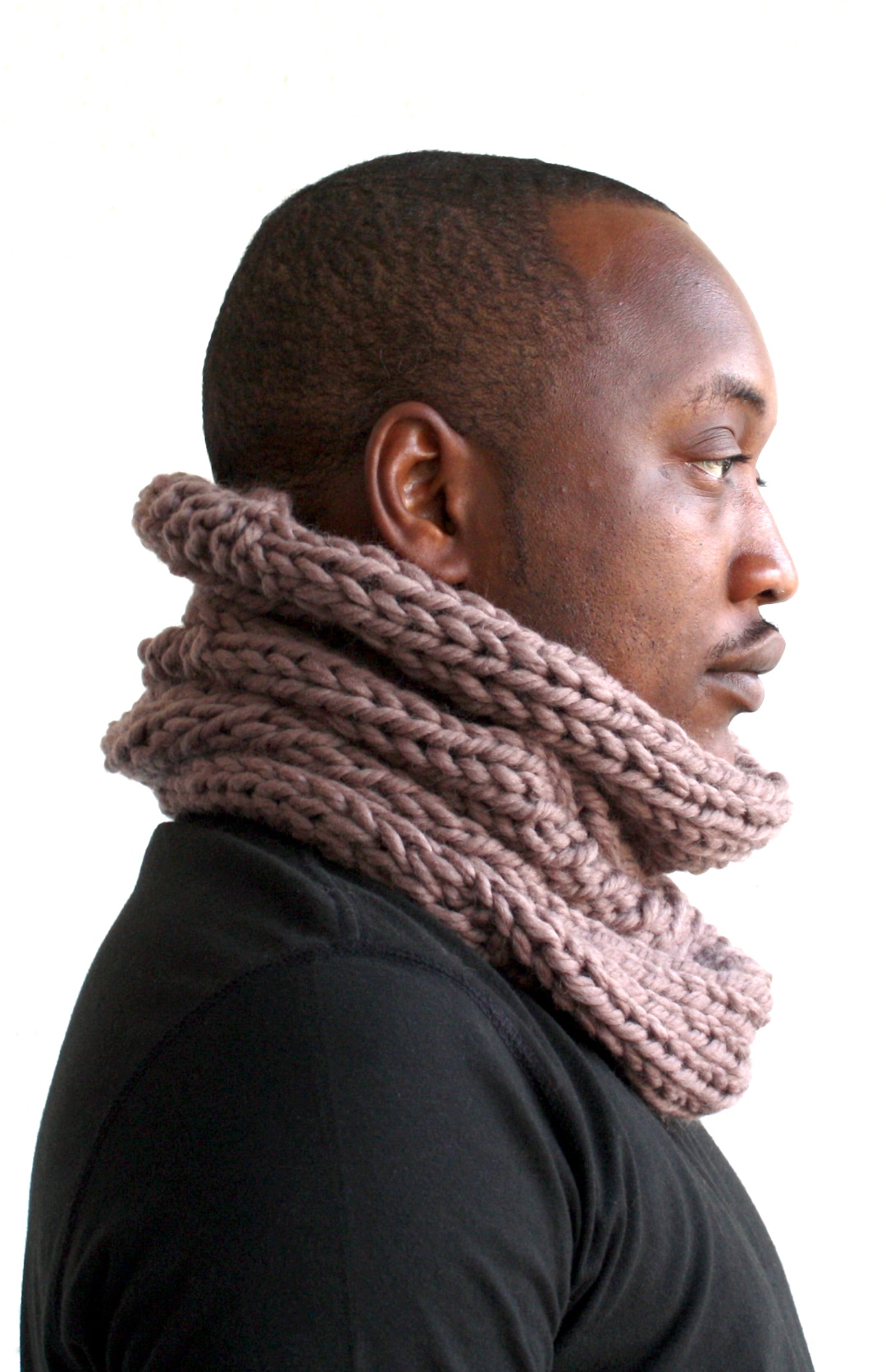 Mauve Neckwarmer-