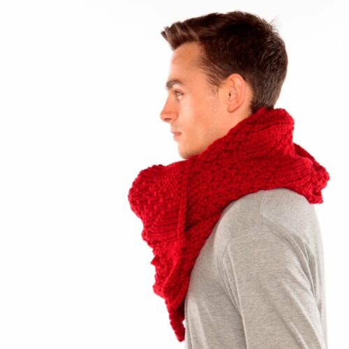 Red chunky knit scarf