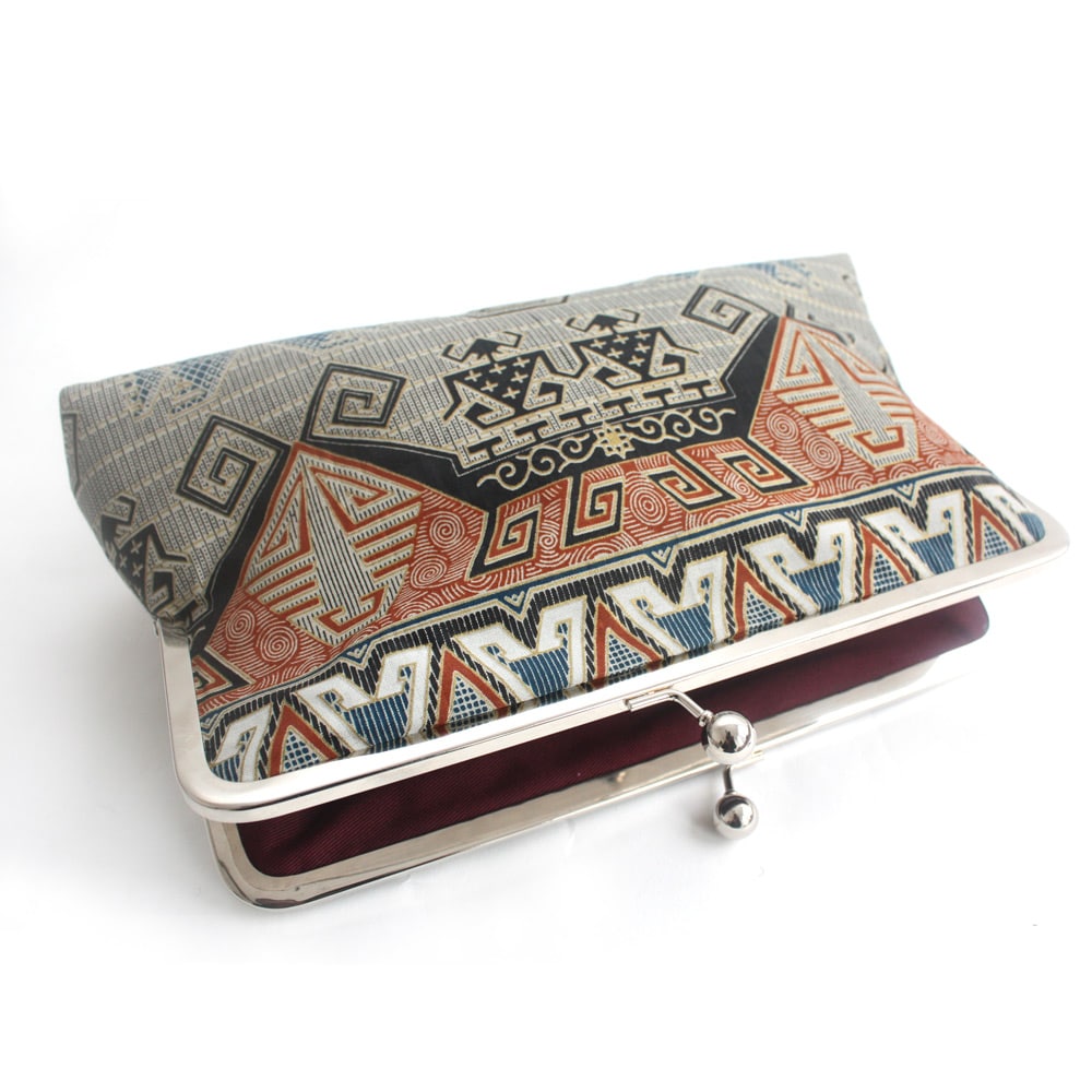 Silver-and-Grey-Clutch2