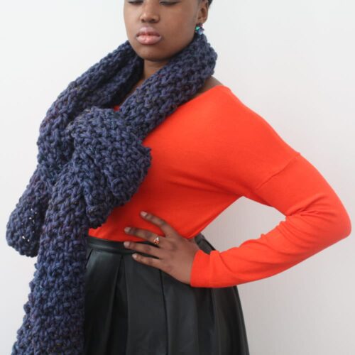 Blue Oversized Scarf in a Chunky Knit - Image 10