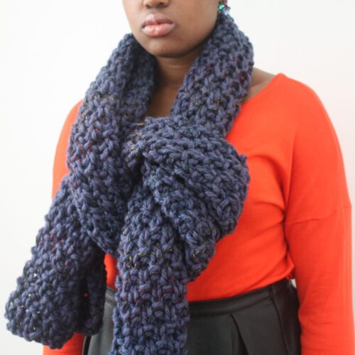 Blue Oversized Scarf in a Chunky Knit - Image 3