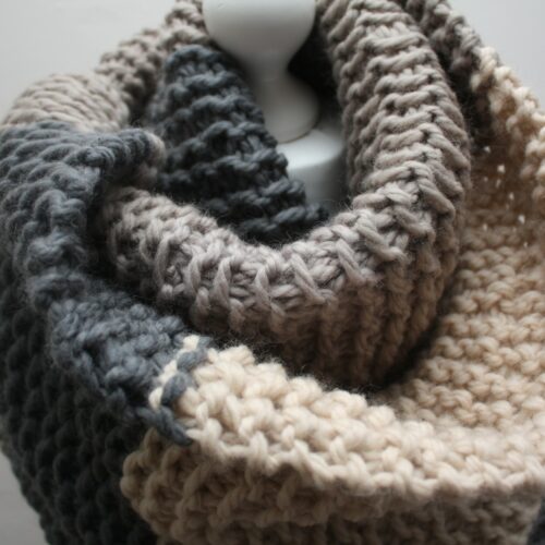 Grey and Cream Chunky Knit Scarf - Image 9