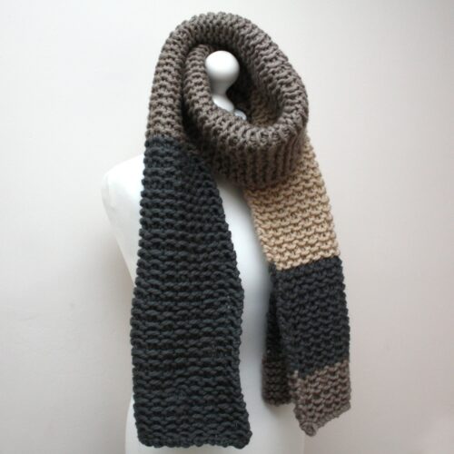 Grey and Cream Chunky Knit Scarf - Image 7