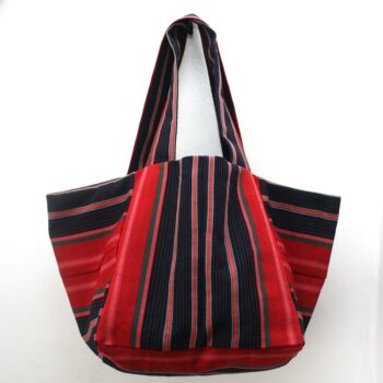 Strawberry-and-Blue-Cube-Tote