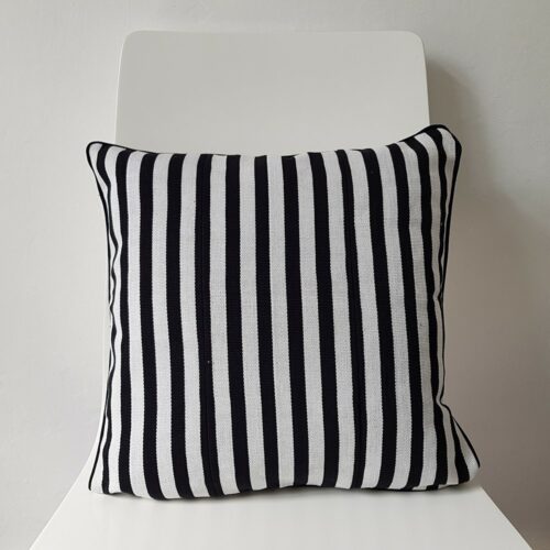 Black and White Aso Oke Cushion - Image 6