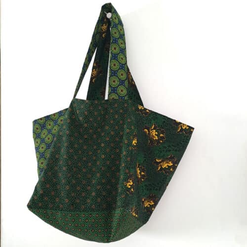 Green Shweshwe Patchwork Cube tote - Image 4